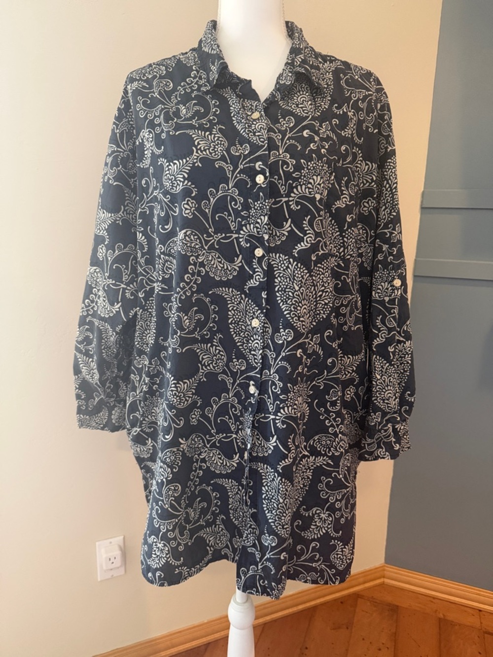 Alexander Del Rossa Women's XL Navy Button Down Top